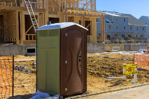 Best Portable bathroom rental  in Alexandria, MN